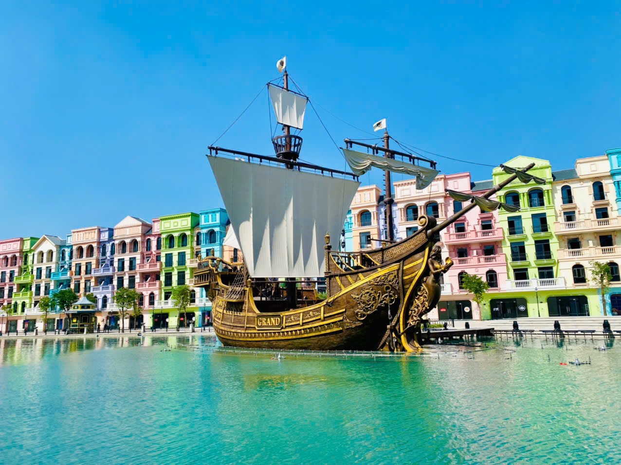 Read more about the article LỊCH SỰ KIỆN ĐẠI LỄ 30.04: TỰ HÀO SẮC VIỆT – BỪNG NHỊP LỄ HỘI-TẠI OCEAN CITY